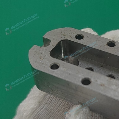 মোটরসাইকেলে ব্যবহৃত ASTM/AISI হালকা স্টিলের প্রোটোটাইপ যন্ত্রাংশ